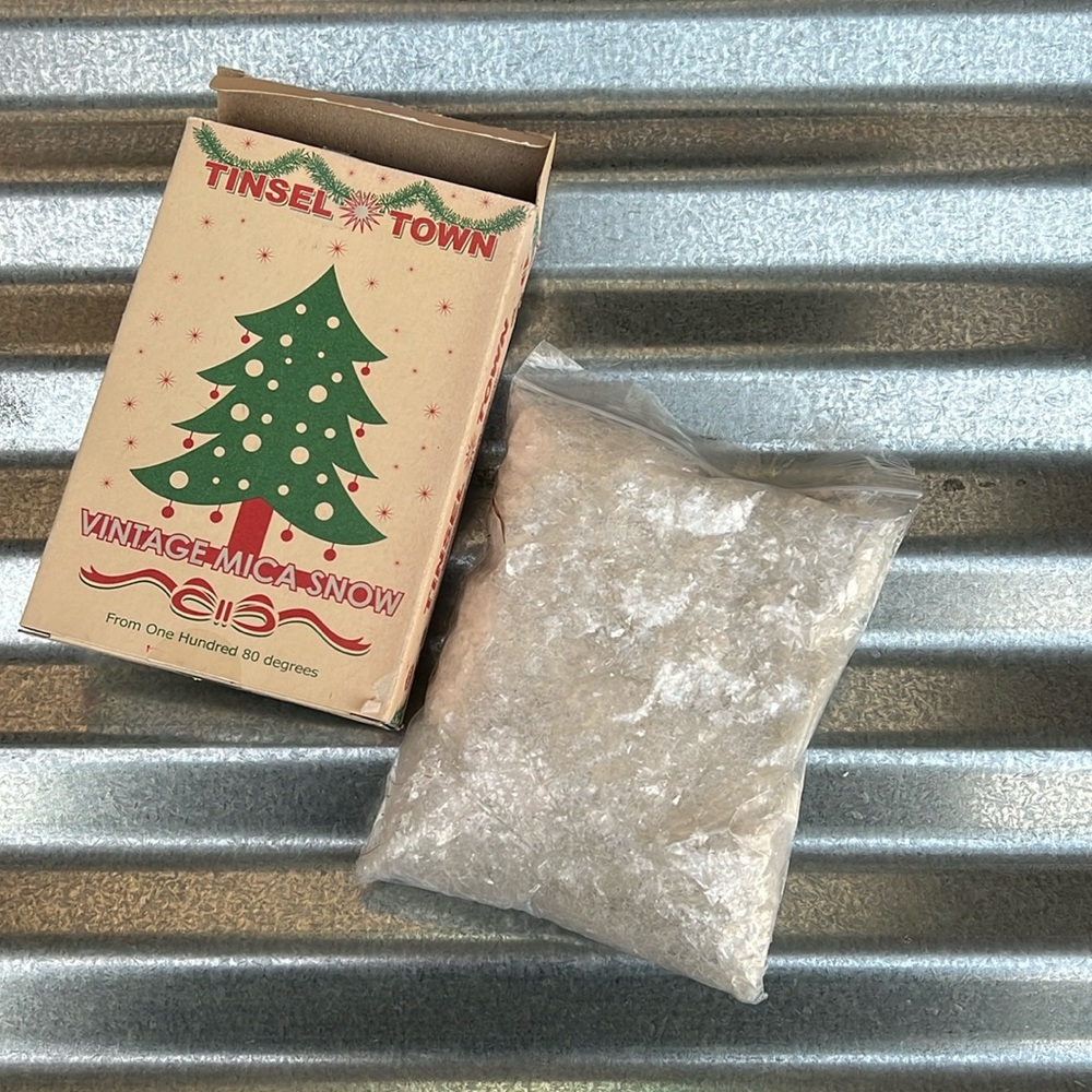 NEW Vintage mica snow